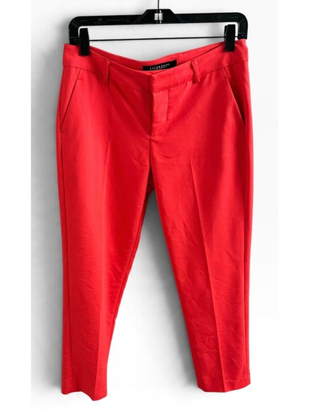 LIVERPOOL JEANS Red Hibiscus Tapered Leg Cropped Women's Chino Pants Size 4P